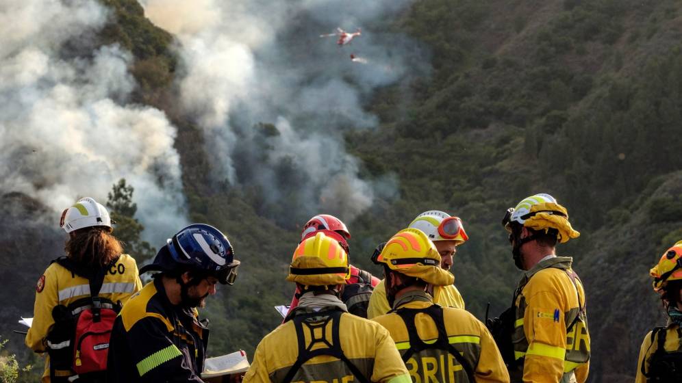 incendio de gran canaria bomberos